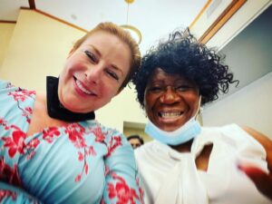 Diane Neal Instagram - #BOOM #church, #voting, now #pride That’s how a Sunday is done!!! #votingmatters #vote #earlyvoting #mormon #lds #pride2022 #prideparadenyc