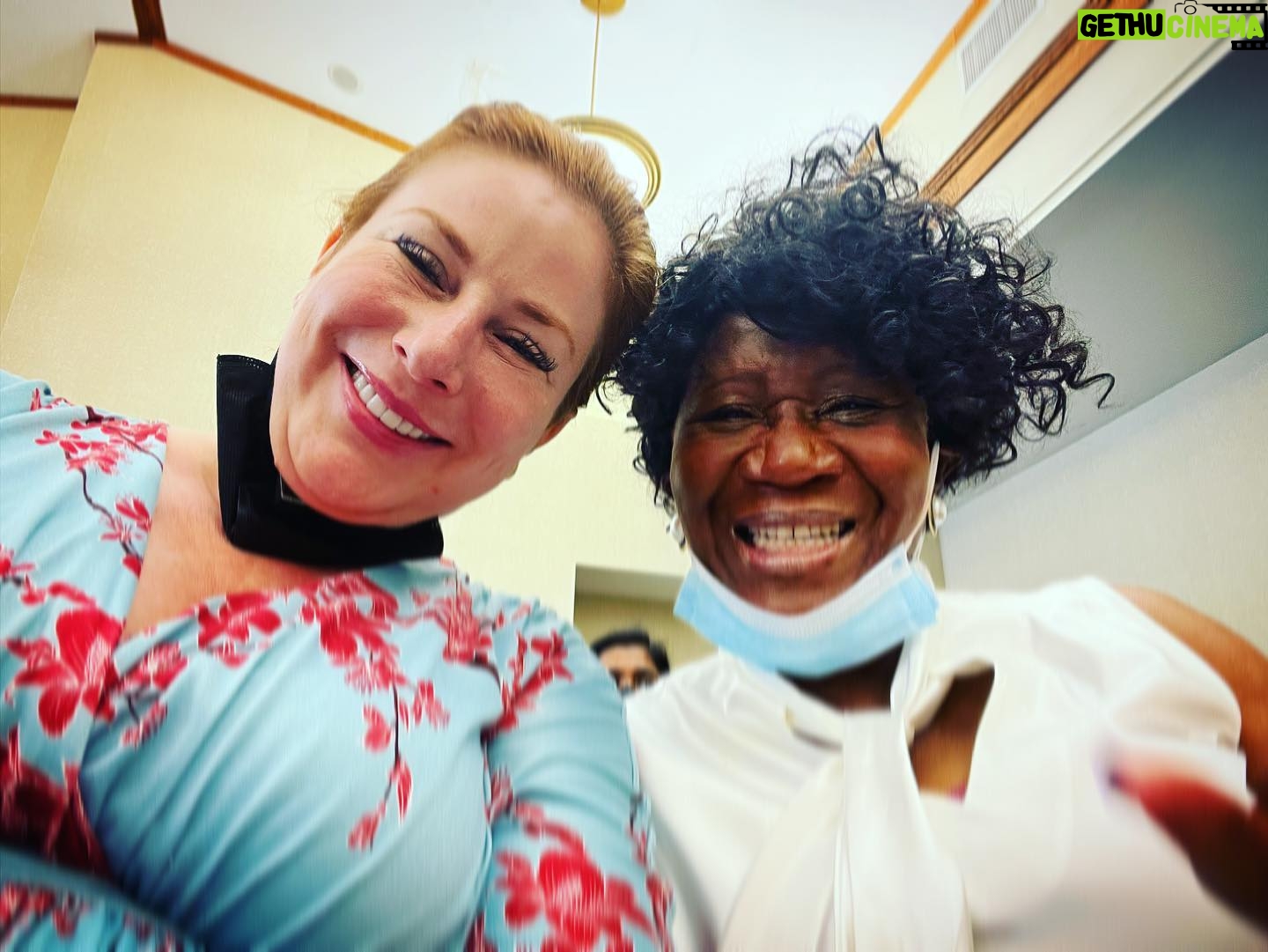 Diane Neal - 1K Likes - #BOOM #church, #voting, now #pride That’s how a Sunday is done!!! #votingmatters #vote #earlyvoting #mormon #lds #pride2022 #prideparadenyc