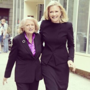 Diane Sawyer Instagram - With Edie Windsor, the woman of the hour. See the interview tonight on @abcworldnews