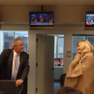 Diane Sawyer Instagram - An old friend stopped by the World News offices - one of us doesn't like the air conditioning.