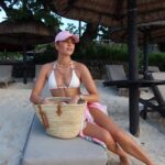 Diane Leyre Instagram - Du paréo, en passant par le sac, la casquette, les bijoux… ou comment être stylée en vacances avec @draegerparis DIANE15 ☀️ *collaboration commerciale vidéo @ugochamblin
