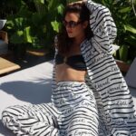 Diane Leyre Instagram - chilling by the pool
