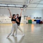Diane Leyre Instagram - Alors, heureux de notre duo avec @yannalrick pour cette nouvelle saison de @dals_tf1 ?? la dernière photo c’est l’état de mes chaussettes après 1 journée de répétitions (oui, c’est pas les mêmes !!!!) 😂💃