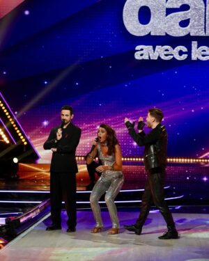 Diane Leyre Instagram - Hier, c’était ma dernière prestation sur la scène de @dals_tf1… 
Quoi de mieux comme départ que de recevoir un 7 de @jmgenereux et se transformer en drôle de dame le temps d’une soirée ? (La photo de ma réaction c’est gratuit 😂) 

Un mot : MERCI. Merci à ceux qui m’ont convaincue de faire cette aventure. Merci à mon danseur pour sa patience, son humour, sa rigueur et son professionnalisme chaque jour @yannalrick ❤️
Merci à toutes les personnes, ceux de l’ombre, qui permettent de créer cette émission magique et de nous accompagner à réaliser ce qu’on pensait irréel il y a encore quelques semaines. 
Merci à tous les danseurs et tous les guests pour les fous rires et les câlins partagés. 
Merci à ma famille @missfranceoff de m’avoir soutenue chaque semaine avec autant d’amour. 
Merci à mon équipe @pierrelabroussefilms et @joannabhmphoto @arnaudsoldourdin d’avoir pu capturer chacun de ses souvenirs. 

Je pars le cœur léger car j’ai rempli tout ce que je m’étais promis : me dépasser, m’ouvrir à vous et m’amuser. C’est ce que j’ai fait pendant 5 primes. 5 primes !!!! C’est déjà une victoire. 

Et enfin, merci à VOUS. Qui depuis 3 ans me suivez dans chacune de mes aventures avec tant d’amour. Avec vous, pour vous. Je vous aime ❤️

photo @joannabhmphoto 

@dals_tf1 
@tf1 
@tf1plus