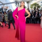 Diane Leyre Instagram – Cannes 2024 🩷

robe @marciano 

#MarcianoMoment #festivaldecannes 

*collaboration commerciale