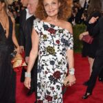 Diane van Fürstenberg Instagram - Twas the night before the Met Gala. Swipe for looks from the past as we get ready for the first Monday in May ✨ #DVF