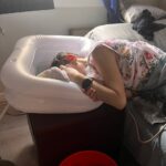 Dianna Cowern Instagram - Dianna's husband washing her hair. Kyle has to do it for her, as she is too weak to do it herself. Caring for Dianna is a 24/7 job and it's only possible through all the help and support she receives. #longcovid #chronicfatigue #MECFS #notaflue