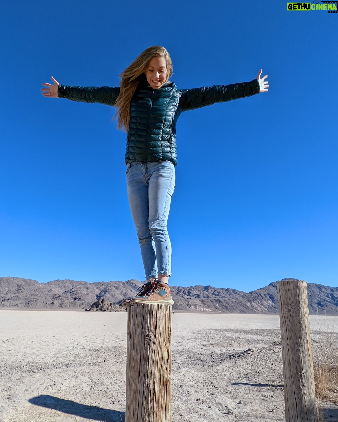 Dianna Cowern Instagram - Did you know the Badwater Basin in Death Valley is the lowest point in the contiguous U.S. at 282 ft. below sea level? And it is only roughly 80-85 miles from the highest point, Mount Whitney. This is a little throwback to when Dianna went to Death Valley to explore the mysterious moving rocks at the Racetrack Playa. #PhysicsGirl #geology #deathvalley #theracetrackplaya #badwaterbasin #SailingStones #mystery #geologymystery