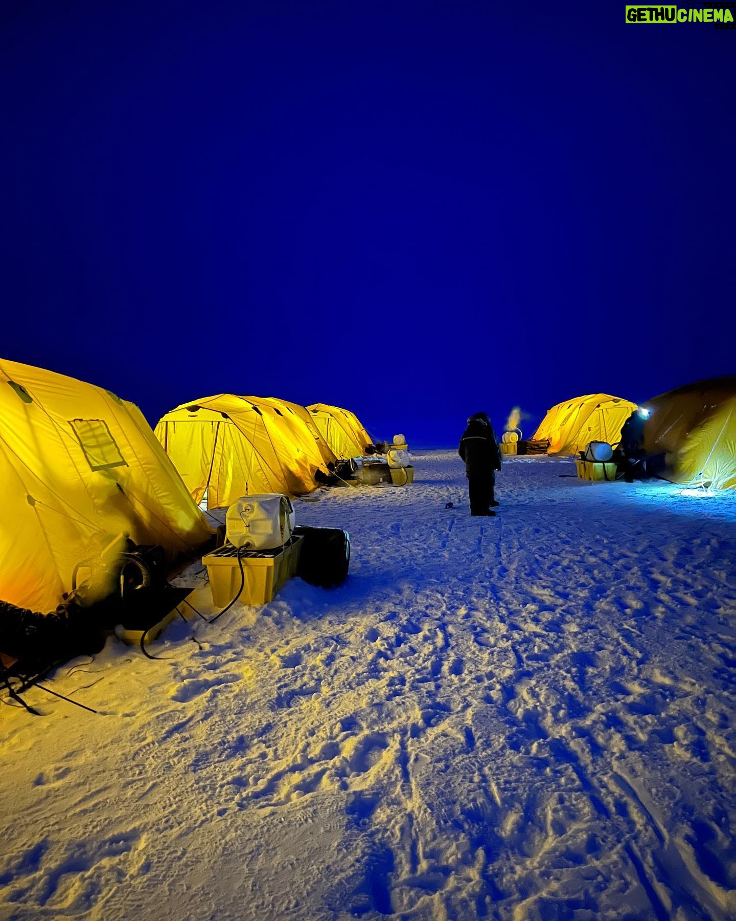 Dianna Cowern Instagram - Still reliving my visit to the US Navy’s Arctic Ice Camp in March. Living on an ice camp meant eating freeze dried eggs and peeing in a bag. Getting to the ice camp meant riding in a propeller plane with the Royal Canadian Air Force. All of it was insane. The 3 beautiful photos of the camp were taken by @sethbkoenig. Full video on my YouTube channel!!