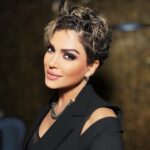 Didem Taslan Instagram – Güzel bir haftasonu diliyorum 👏🏻🎉🌺🥰💙🧿❤️ #didemtaslan #actress #model #happyweekend #hellosaturday #photooftheday #smile #everybody #sometimes #explore #amazing #march #lifestyle #colorful #instamood #fashionstyle #istanbul #turkey
