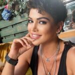 Didem Taslan Instagram – Hello Friday🙏🏻🌺🧿🥰🎊🎉🎈 #didemtaslan #hello #actress #model #goodafternoon #world #smile #amazing #photooftheday #friday #holiday #lifestyle #explore #perfect #beatiful #instamood #goodvibes #keşfet #lucky #daybyday #justincase