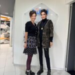 Didem Taslan Instagram – Haftaya kardeşimle @dr.sinemtaslan bilikte kliniğimizde @allianoi_agizvedissagligi başladık🙏🏻❤️🧿🌺 #didemtaslan #model #actress #sinemtaslanceylanoglu #ortodontist #klinik #allianoiataşehir #diş #ortodonti #dişdoktoru #teeth #gülüşestetiği #smiledesign #teethwhitening #invisalign  #istanbul #ataşehir