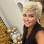 Didem Taslan Instagram – Güzelliklerle dolu bir gün diliyorum🌺🧿🥰 #didemtaslan #model #actress #günaydın #hello #world #goodmorning #photooftheday #explore #smile #amazing #lifestyle #colorfull #lucky #sometimes #instadaily #instamood #goodtimes  #justintime #istanbul #turkey