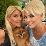 Didem Taslan Instagram – Bizimkisi 30 yıllık dostluk @arzulogan ❤️🧿❤️ #friends #happy #lifestyle #didemtaslan #tuesday #august #explore #smile #justintime #summer #holiday #amazing #colorfull #instagood #photooftheday #turkey