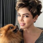 Didem Taslan Instagram – Yeni bir haftaya günaydın👌🏻🌺😘🧿 #didemtaslan #actress #model #günaydın #goodmorning #world #newweek #photooftheday #keşfet #lifestyle #smile #mydog #joker #sometimes #amazing #times #colorful #shorthair #explore #sometimes #itsnowornever #december #2021  #istanbul #turkey