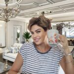 Didem Taslan Instagram – Yeni bir haftaya umutla🙏🏻🌺😍🧿 #günaydın #hello #everybody #didemtaslan #actress #model #hellonewweek #smile #explore #amazing #justintime #only #keşfet #coffeetime #photooftheday #instadaily #goıdvibes #colorfull #october #mondaymotivation #istanbul #turkey