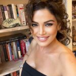 Didem Taslan Instagram – Herşeyin gönlümüzce olacağı bir haftaya günaydın🙏🏻🌺🥰🧿 #didemtaslan #model #actress #günaydın #hello #everybody #smile #world #goodmorning #photooftheday #amazing #mondaymotivation #explore #sunshine #lifestyle #instamood #colorful #justdoit #nowornever #goodlife #lucknow #istanbul #turkey