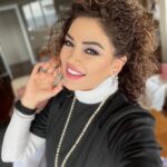 Didem Taslan Instagram - Huzur dolu bir haftasonu olsun🙏🏻🧿🥰🎉🌺☀️ #didemtaslan #model #actress İstanbul #turkey #happyweekend #smile #instalike #styleoftheday #justme #daybyday #explore #saturdaymood #photooftheday #lifeisbeautiful #goodmorning #allofmylife #instadaily