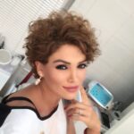 Didem Taslan Instagram – Günaydınlar🙏🏻🌺🧿😇🎊🌸💙#2014 #tbt  #günaydın #goodmorning #didemtaslan #actress #model #hello #world #instadaily #hellojuly #goodvibesonly #tbt #perşembe #keşfet #smile #amazing #lifestyle #daybyday #goodmemories #explore #summer #holiday #throwbackthursday #colorful #lifeisgood #friends #itsnowornever #bodrum #holiday #timeless