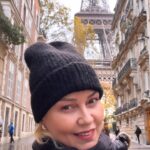 Didem Uzel Instagram - PARIS 💙🤍❤️ sen çok güzelsin ama sadece 3-4 günlük tatillerde buluşalım, yaşamak için benim tarzım değilsin 😁😁😁 #parisvibes #paris #FR #parisstyle #parislovers