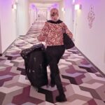 Didem Uzel Instagram - #yotel @yotel dünyanın bir çok ülkesinde şubesi olan bir otel. Havaalanı içinde gecelik ve saatlik olarak kalabiliyorsunuz. Sabah 8:00 uçağımız olduğu için akşamdan Yotel’e gidip hem dinlendik hem de sabah keyifli ve rahat bir şekilde uçağımıza gittik. Hepsi #işbirliği 🥰🤗 Tatilde görüşmek üzere 😘