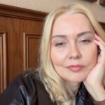 Didem Uzel Instagram - Hatalar güzeldir; bizi büyütür güzelleştirir…. Mesele aslında bu da değildir…. Mesele aynı hatayı kaç kere yaptığındır…. #nofilterneeded