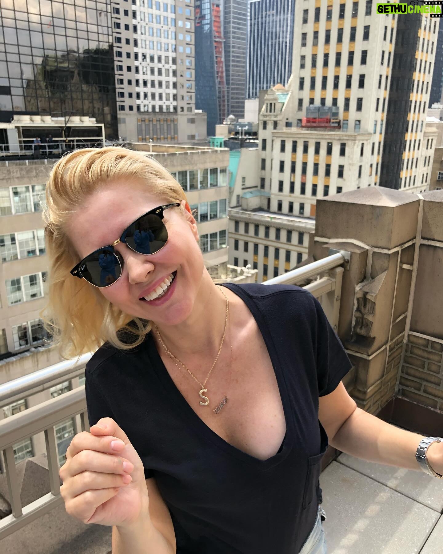 Didem Uzel Instagram - New York’tan taşınmadan önceki son yaz…. #newyorkcity #NYC #newyork