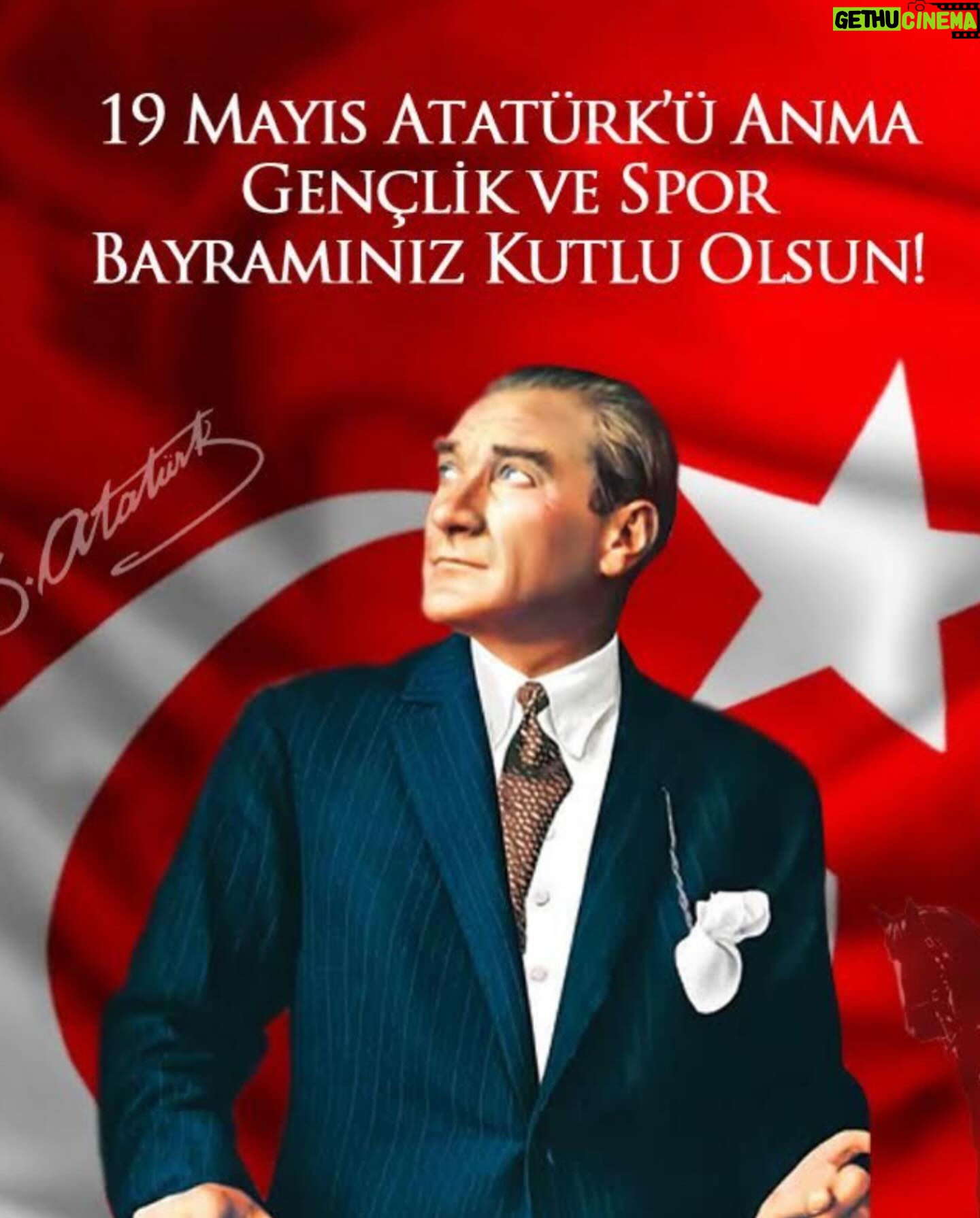 Didem Uzel - 16.7K Likes - İyi ki doğdum 🥰 Önce anne ve babama teşekkür ederim; beni çok istek ve heyecanla dünyaya getirip büyüttükleri için. Sonra da herşeyi başarabilme gücünü keşfettiğim için kendime teşekkür ederim 😁😁 #iyikidoğdum #19mayısgençlikvesporbayramımızkutluolsun