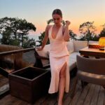 Dilşad Şimşek Instagram - Find the pose 💫 #photooftheday #summertime #tb #love @labohemekabak 🧡
