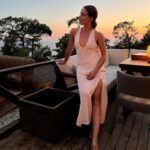 Dilşad Şimşek Instagram - Find the pose 💫 #photooftheday #summertime #tb #love @labohemekabak 🧡