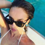 Dilşad Şimşek Instagram - Ne deniz, ne elbise, ne… mevsimi açılmadı🤚🏻Hepsi geçen yazdan🩵🌾 (Serinin devamı gelecek!) #love #summertime #loveislove #photooftheday
