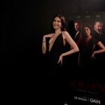 Dilara Aksüyek Instagram - Arjen 26 Nisan’da @gain ‘de 🤍 Saç: @akinglmz Makyaj : @furkarakol Styling: @begumolcucuer 🫠🤍