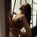 Dilara Aksüyek Instagram - 👽🖤