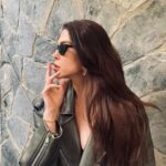 Dilara Aksüyek Instagram – Sigara, duyguları saklar ve duyguları saklamak da,sigara içmek de sağlığa son derece zararlıdır👽