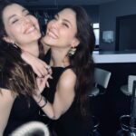 Dilara Aksüyek Instagram - En yakın kız arkadaşınız sizi hayatta tutar. En iyi arkadaş etiketleme postu :)))
