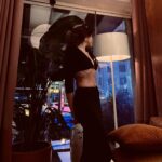 Dilara Aksüyek Instagram – Berfe çekti, ben de hepsini koydum 🤷‍♀️