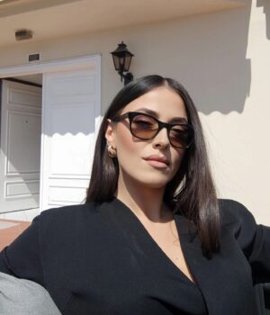 Dilara Büyükbayraktar Instagram - Sun on the face ☀️

#canımannem #canımannemmelek #melek #dilarabüyükbayraktar 🤞🏻
