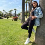Dilara Büyükbayraktar Instagram - Buralar hep poz 📸: @burakserv