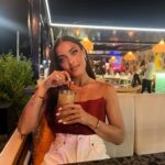 Dilara Büyükbayraktar Instagram - Baktığın yer önemli 🥂