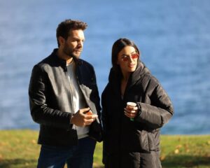 Dilara Büyükbayraktar Instagram - Vee karşınızda Canım Annem dump

@canimannemofficial #canımannem #set #tv8 #stellaryapım #saranstudios