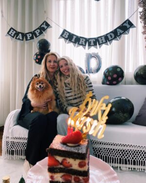 Dilara Öztunç Instagram - “🎂”