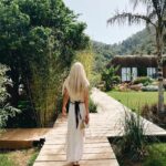 Dilara Öztunç Instagram – Boşluklar varsa orda “sen” varsın …@yazzcollective 🎞  #yazzcollective