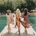 Dilara Öztunç Instagram – ☀️yaz bitmeden gel 🎼 @deryatoros @sebnemsayakci 🦄 team