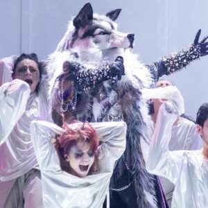 Dilara Kazimova Instagram - Auuuuuuuu🐺Kadr arxası"Yağış”❤️CaNaVAR💞🐺Tamaşaçılar sizi sevirik❤️🐺
@nerodancecrewofficial @el_gasik @ictimaieurovision @maskaazerbaijan 
@__don_vito_corleone_ @rimmashapovalova 
#dilarakazimova #canavar #dilaracanavar #maskaitv #maskaazerbaijan
