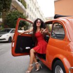 Dilara Kazimova Instagram - Miss 💛 Photo by @miri.take @jsphotovenice #kolizey #italy #travel #summer
