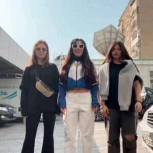 Dilara Kazimova Instagram - Senin komandan eyni kafada olanda💘😅👻 8 Martimiz mubarek eziz xanimlar,qizlar💘💘Shine bright like a Diamond💎💎💎Let them buuuuuurn
@mua_mina__ @fatimaamirlii 💎💎💥💥💥

#dilara #dilarakazimova #foryou #viral #keshfet