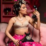 Dilara Kazimova Instagram - Pink is in the air💘💜💖💟📞☎️ZENG--ZENG Make:@gozeljavad Hairstyle:@gunelmalik_ Location:@sensum.photoart Photo:@sensum.photoart @sabir_jabrayilov Dekor:@pink_accessories_baku @he_accessories @sevashkab Styling:@dilarakazimova @fidanosman___ Produsser&manager:@mariamfeyziyeva Press:@elton.haciyev_ DILARA TEAM:@alikhanov.vusal @mua_mina__ @fatimaamirlii #dilara #dilarakazımova #dilarazeng #zengzeng #baku