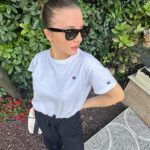 Dilara Kurtulmuş Instagram - Kasım ayında hala yaz gibi gezebiliyoruz🙃