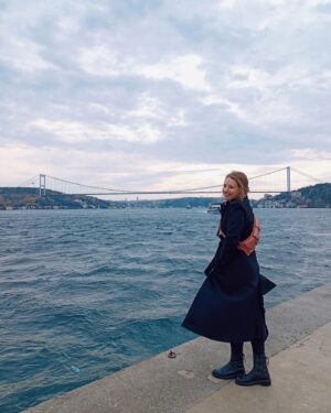 Dilara Mücaviroğlu Instagram - 🌊💙💗🌸