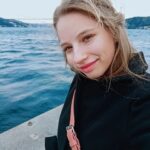 Dilara Mücaviroğlu Instagram - 🌊💙💗🌸
